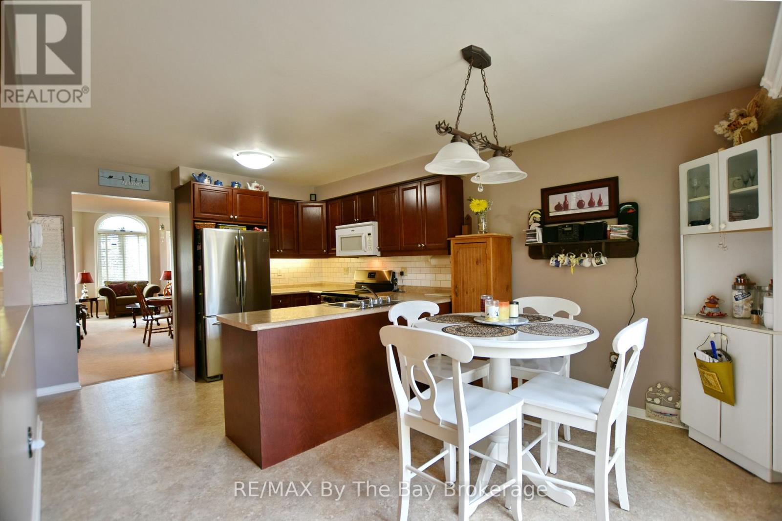 17 Acorn Crescent, Wasaga Beach, Ontario  L9Z 1L6 - Photo 20 - S13136566