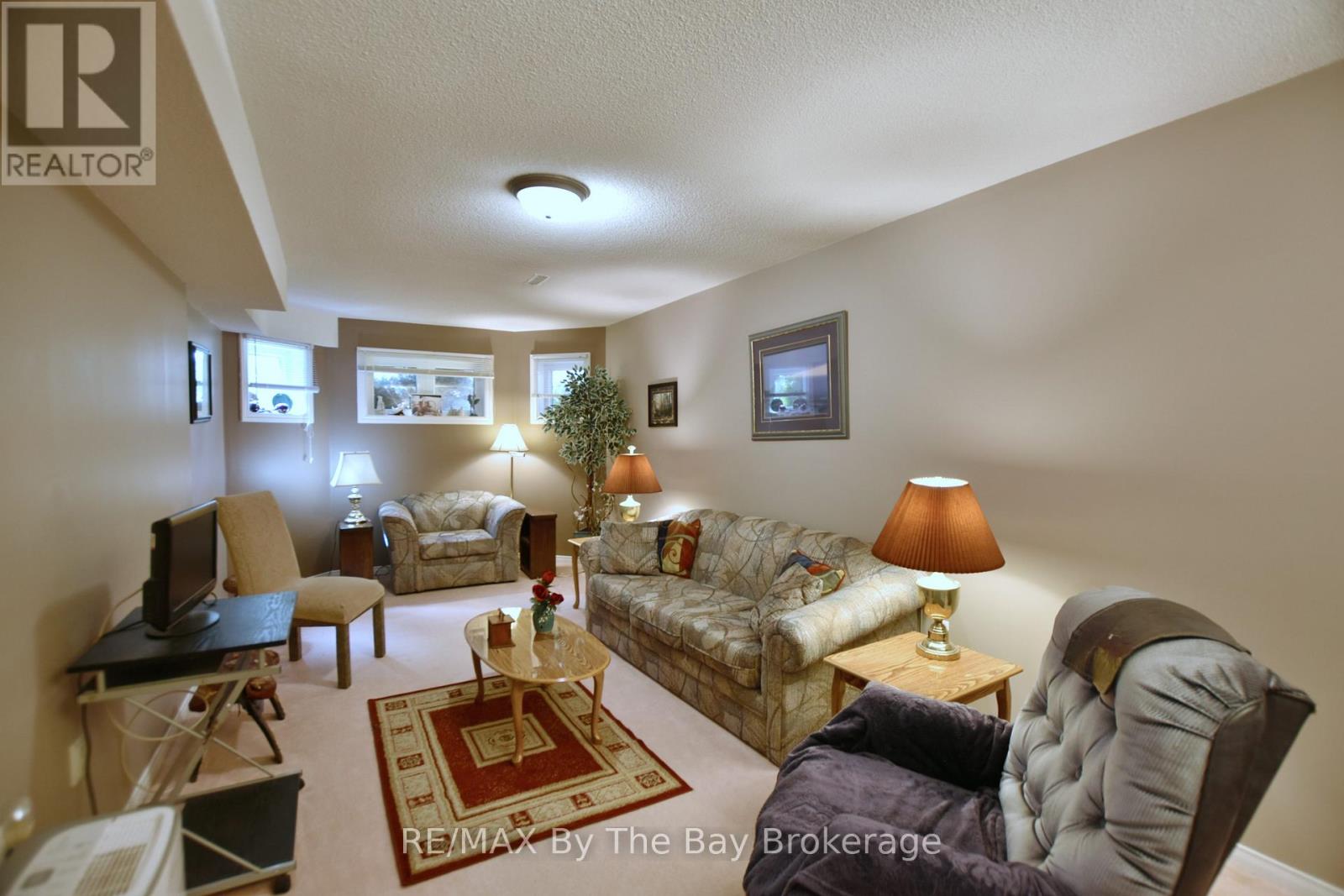 17 Acorn Crescent, Wasaga Beach, Ontario  L9Z 1L6 - Photo 28 - S13136566