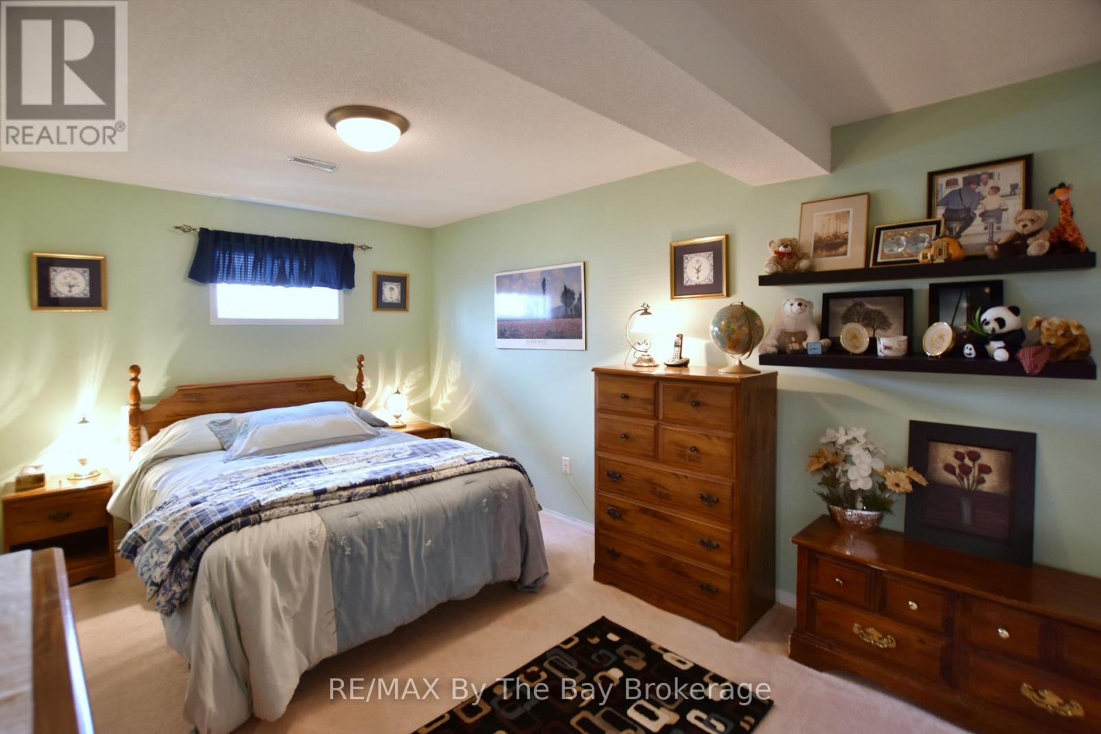 17 Acorn Crescent, Wasaga Beach, Ontario  L9Z 1L6 - Photo 32 - S13136566