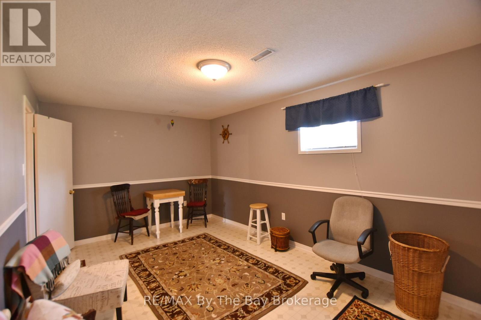 17 Acorn Crescent, Wasaga Beach, Ontario  L9Z 1L6 - Photo 35 - S13136566