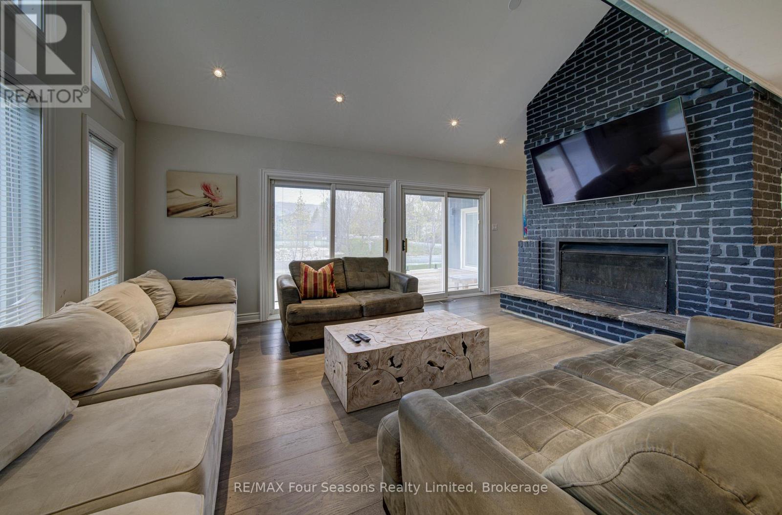103 Birch View Trail, Blue Mountains, Ontario  L9Y 0M1 - Photo 10 - X13136518