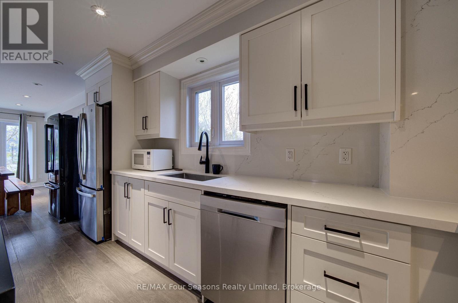103 Birch View Trail, Blue Mountains, Ontario  L9Y 0M1 - Photo 17 - X13136518