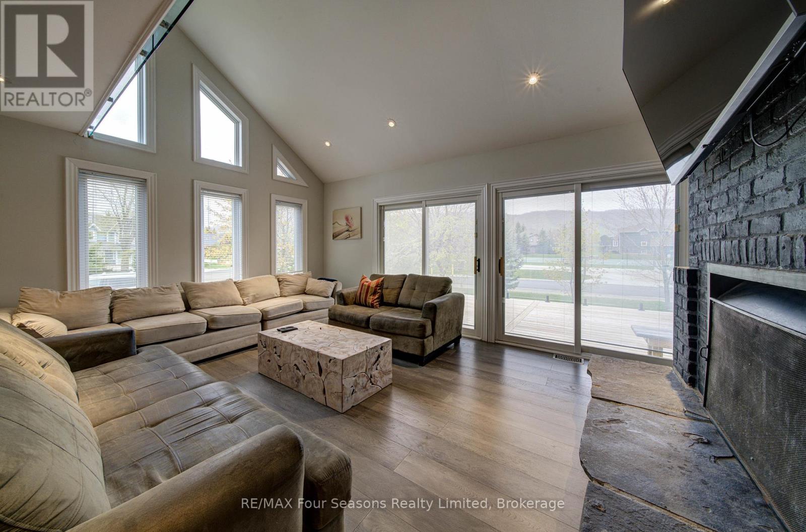 103 Birch View Trail, Blue Mountains, Ontario  L9Y 0M1 - Photo 9 - X13136518