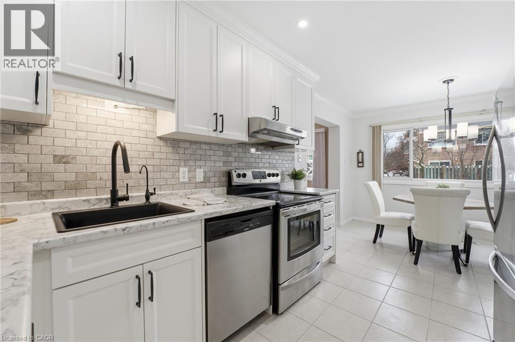 30 Green Valley Drive Unit# 74, Kitchener, Ontario  N2P 1G8 - Photo 12 - 40830587
