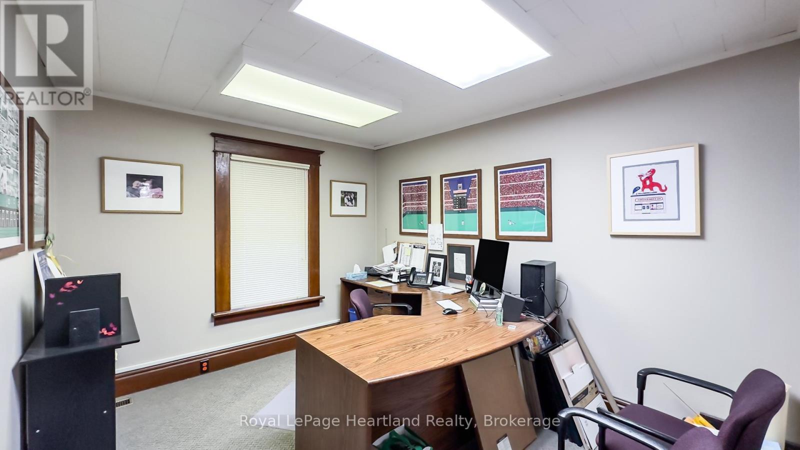 401 Queen Street, North Huron, Ontario  N0M 1H0 - Photo 10 - X13136618