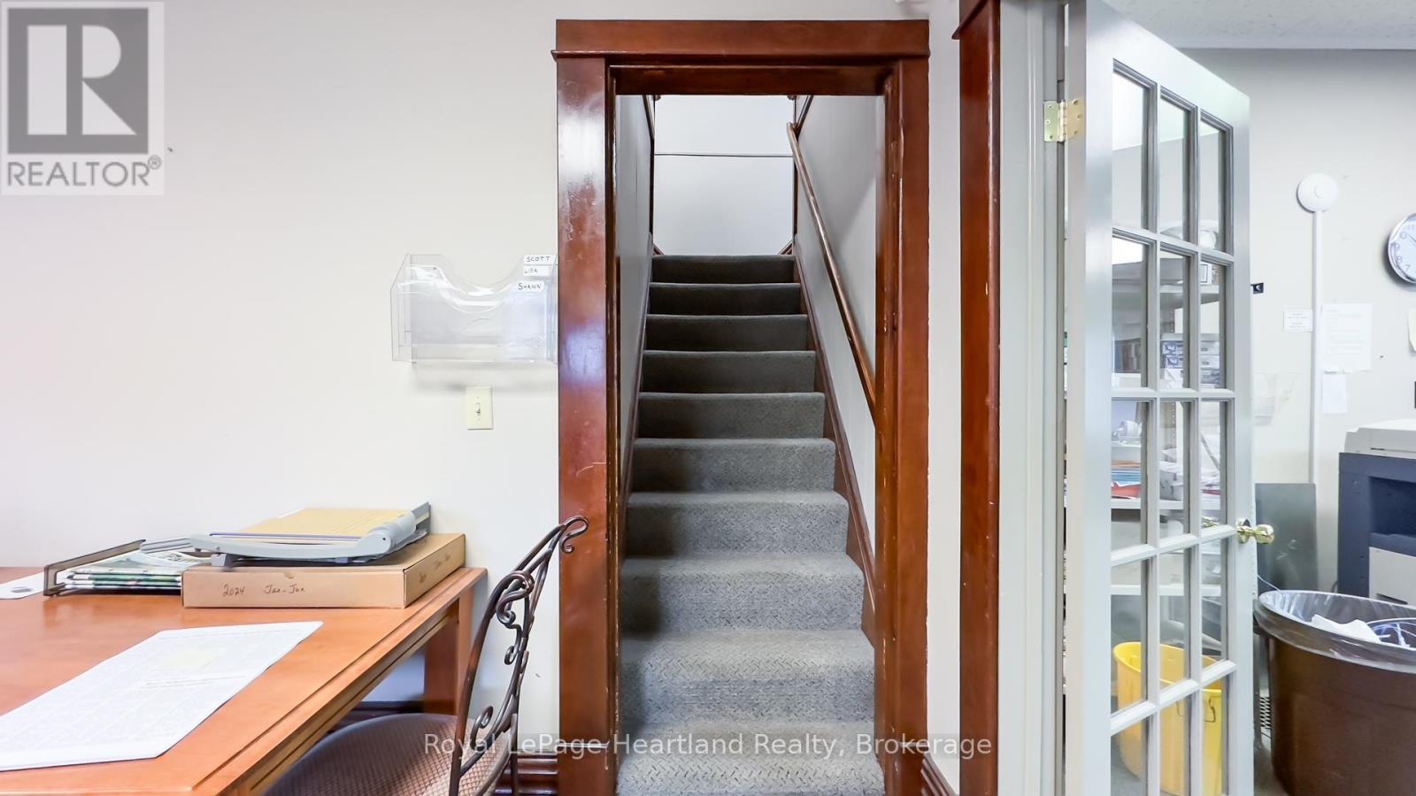 401 Queen Street, North Huron, Ontario  N0M 1H0 - Photo 36 - X13136618