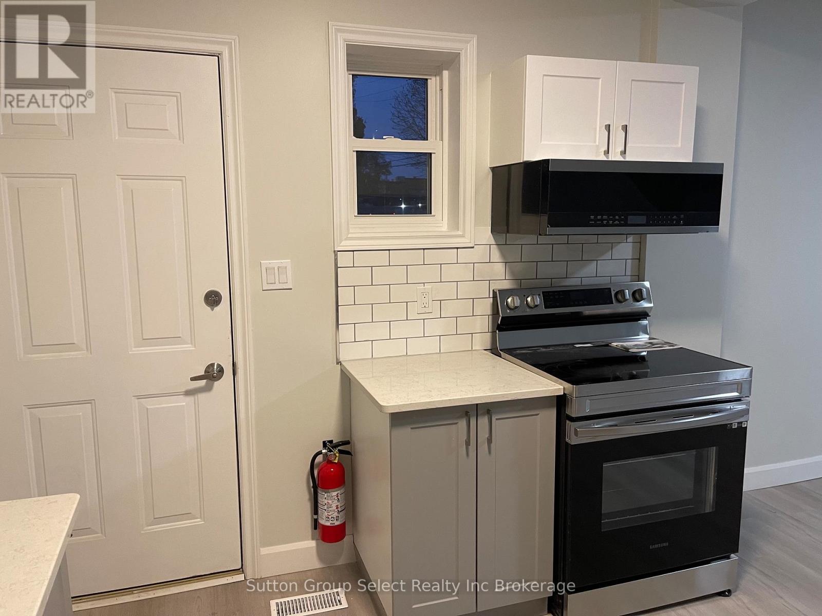 100 Finkle Street, Woodstock, Ontario  N4S 3C8 - Photo 8 - X13137310