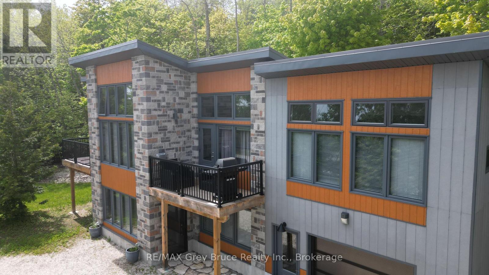 17 Shoreline Drive, Northern Bruce Peninsula, Ontario  N0H 1Z0 - Photo 3 - X13137392