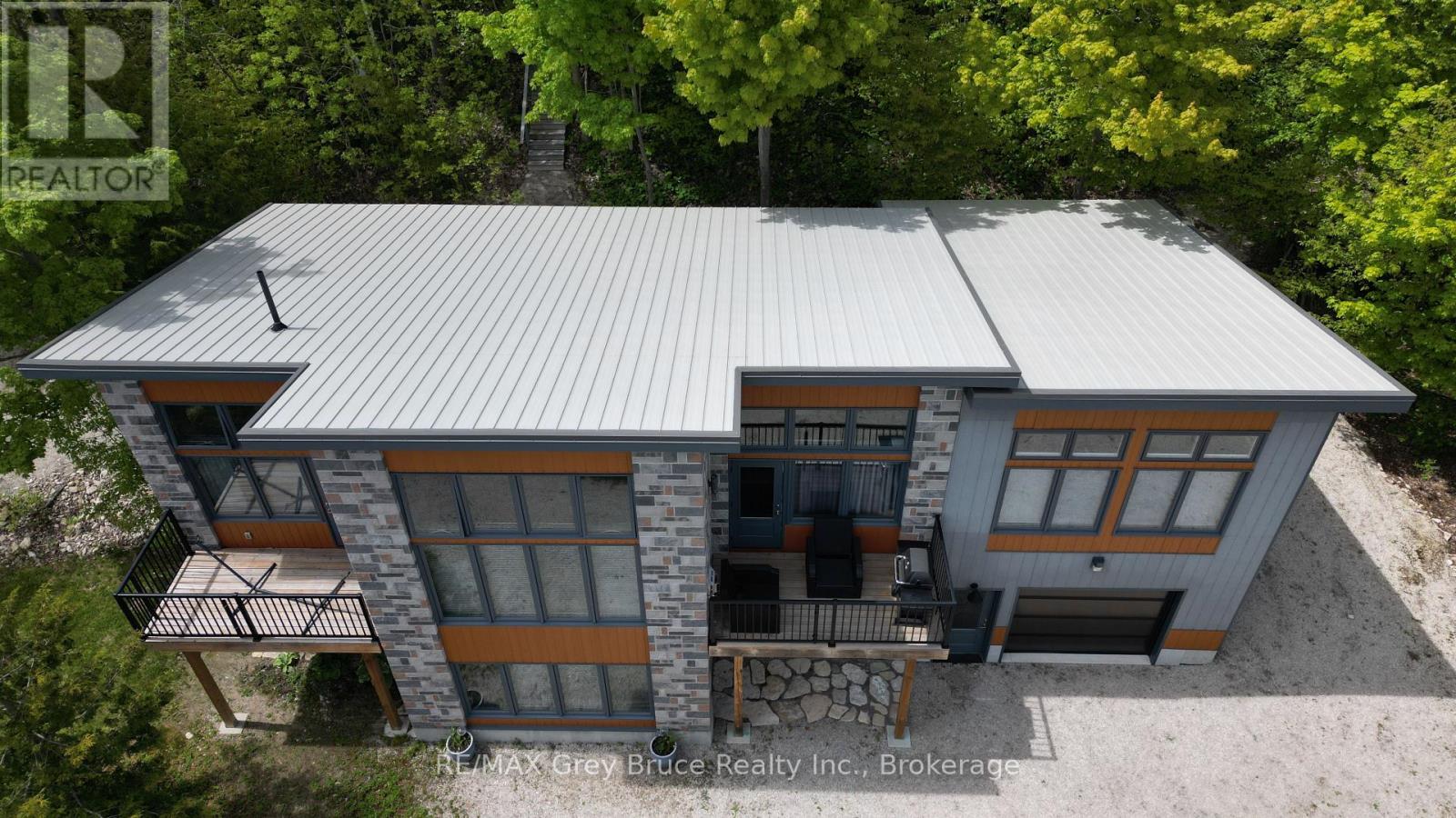 17 Shoreline Drive, Northern Bruce Peninsula, Ontario  N0H 1Z0 - Photo 4 - X13137392