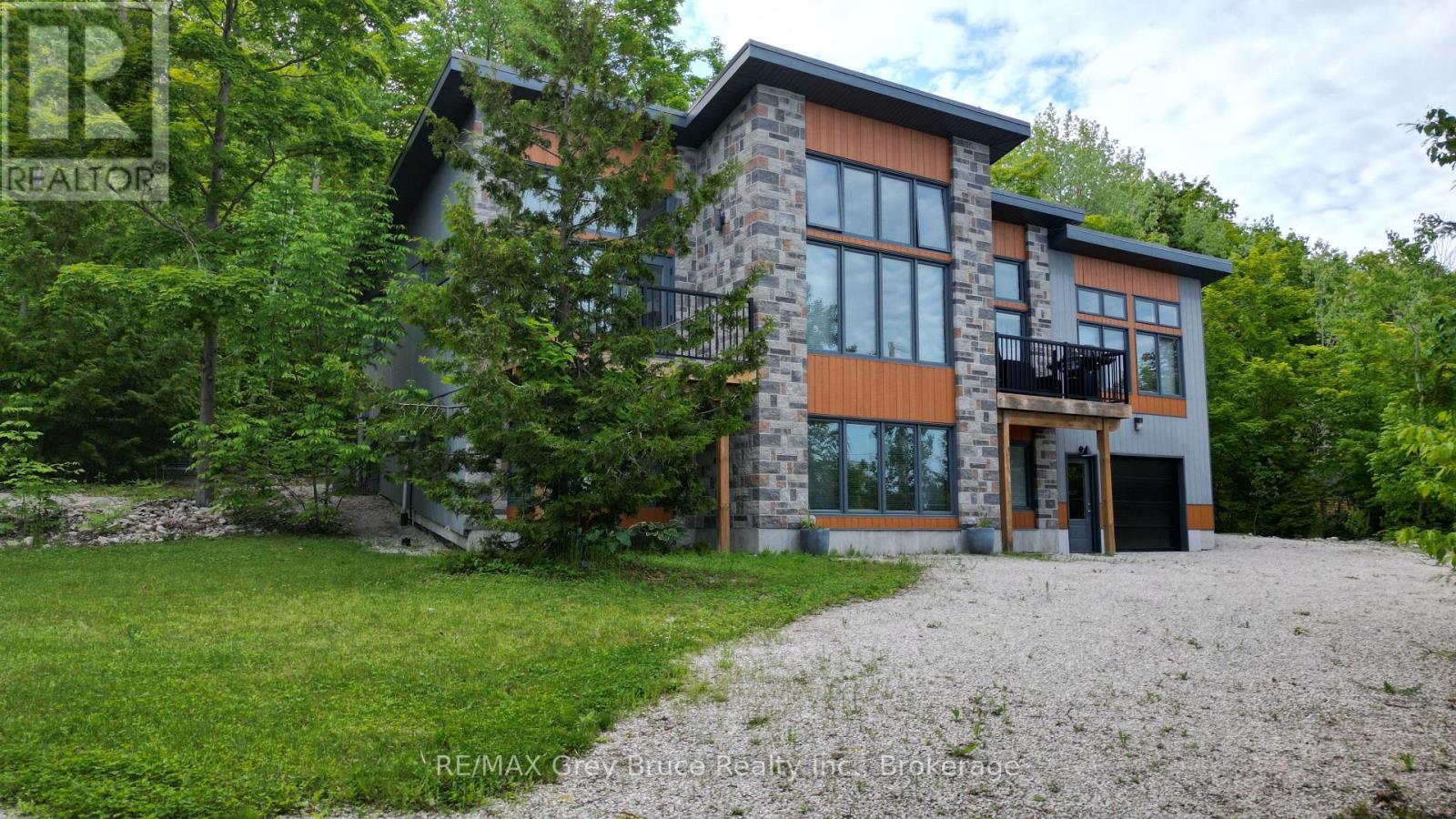 17 Shoreline Drive, Northern Bruce Peninsula, Ontario  N0H 1Z0 - Photo 46 - X13137392