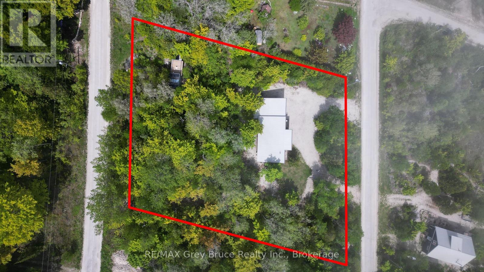 17 Shoreline Drive, Northern Bruce Peninsula, Ontario  N0H 1Z0 - Photo 47 - X13137392