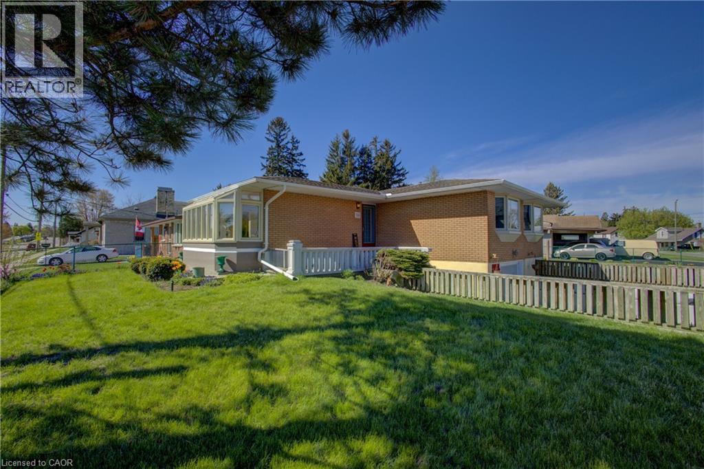 766 Garden Street, Cambridge, Ontario  N3H 4E6 - Photo 3 - 40830843