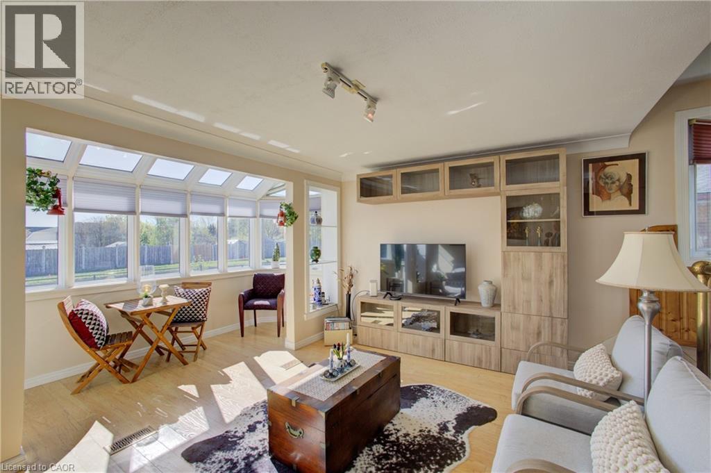766 Garden Street, Cambridge, Ontario  N3H 4E6 - Photo 9 - 40830843