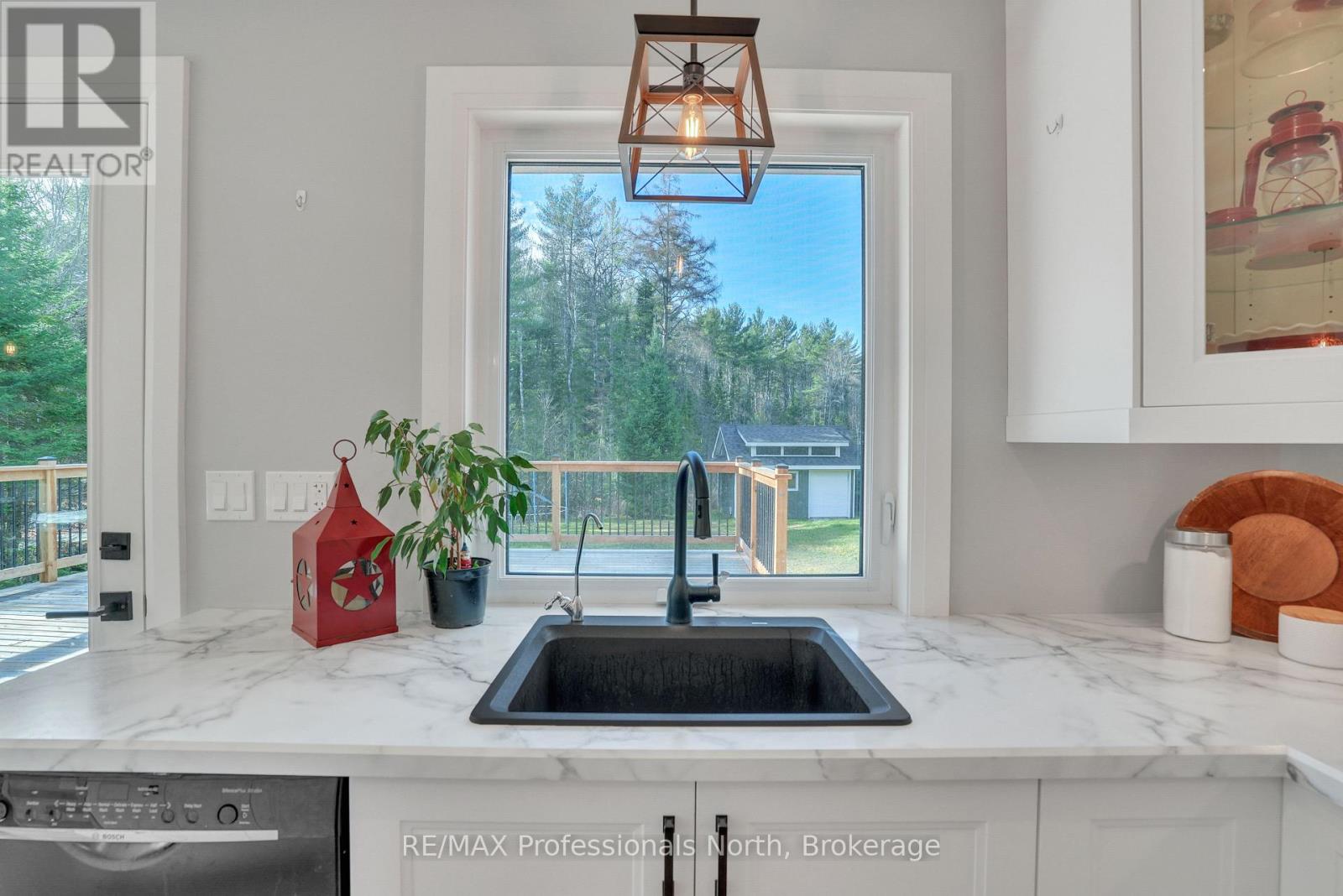 79 Mainhood Road, Huntsville, Ontario  P0B 1M0 - Photo 9 - X13137840