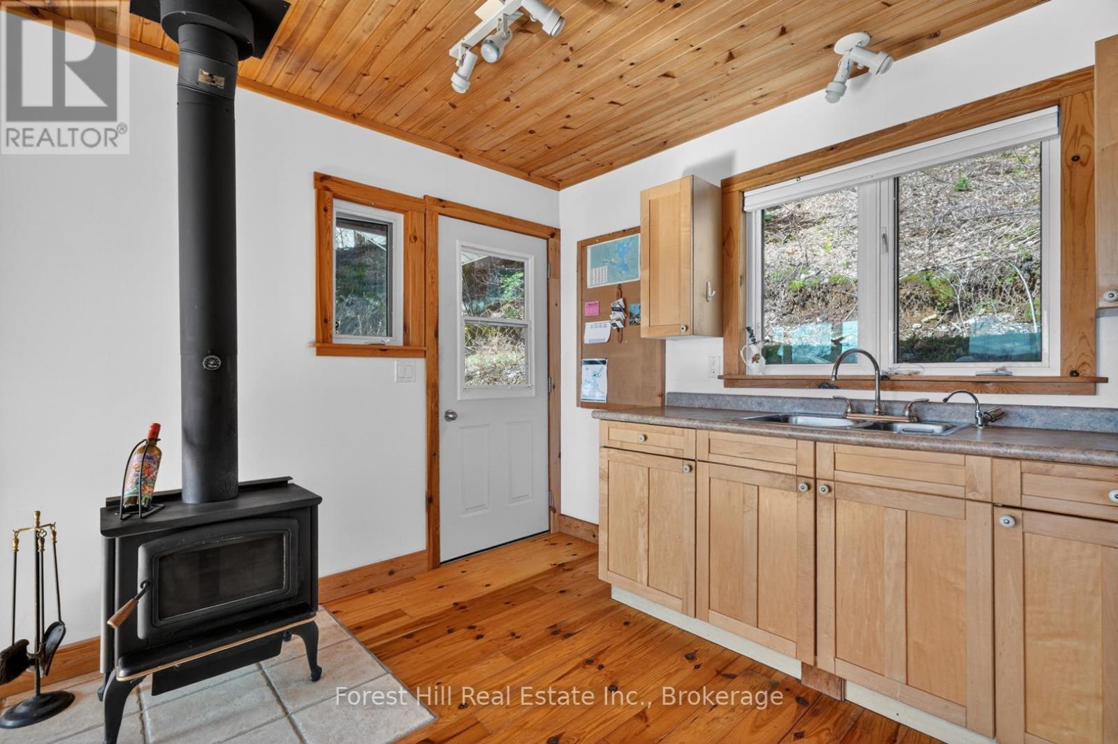 10835 Raven Lake West Shore Township, Algonquin Highlands, Ontario  P0A 1E0 - Photo 32 - X13137984