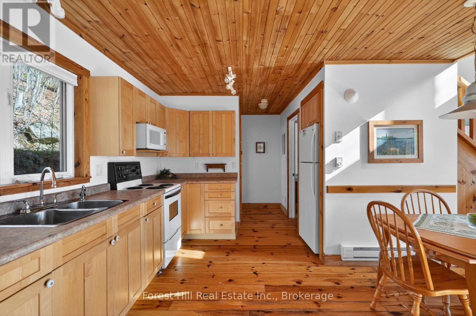10835 Raven Lake West Shore Township, Algonquin Highlands, Ontario  P0A 1E0 - Photo 40 - X13137984