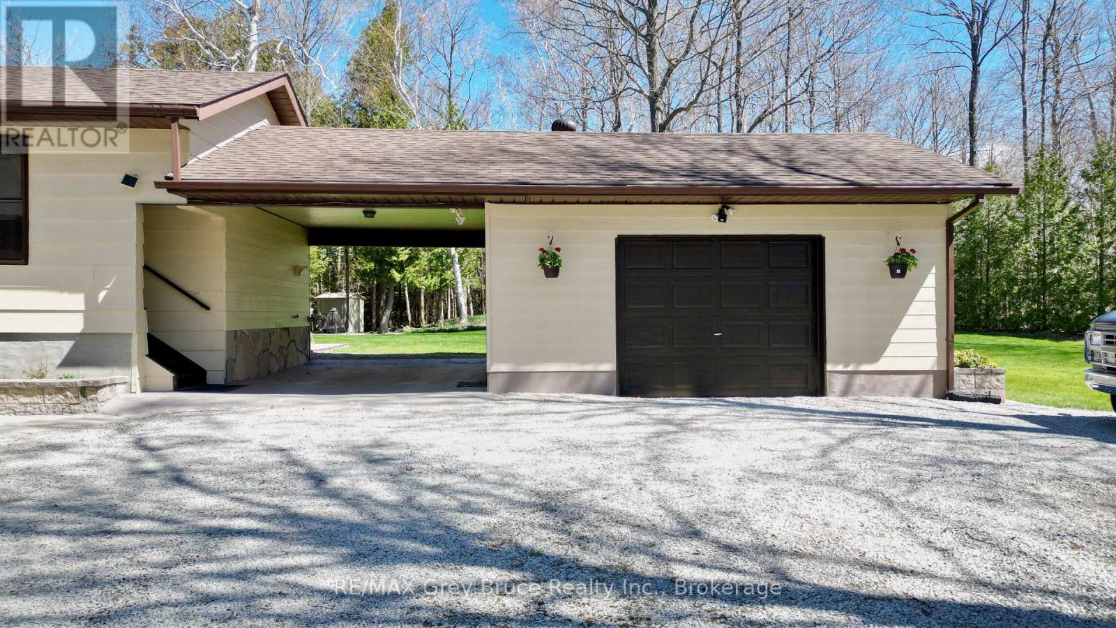 120 Tammy's Cove Road, Northern Bruce Peninsula, Ontario  N0H 1W0 - Photo 2 - X13137994