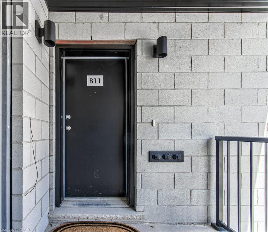 410 Northfield Drive Unit# B11, Waterloo, Ontario  N2L 0A6 - Photo 3 - 40830400