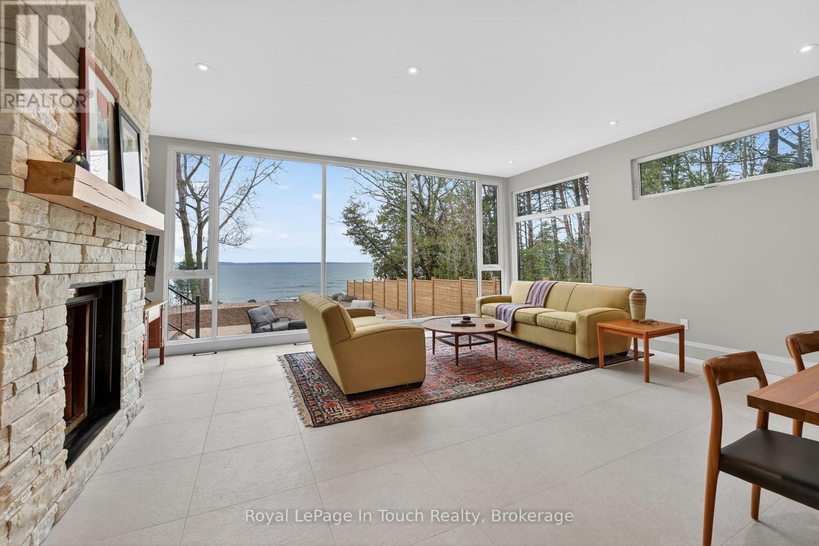 160 Tiny Beaches Road N, Tiny, Ontario  L0L 2J0 - Photo 15 - S13138142