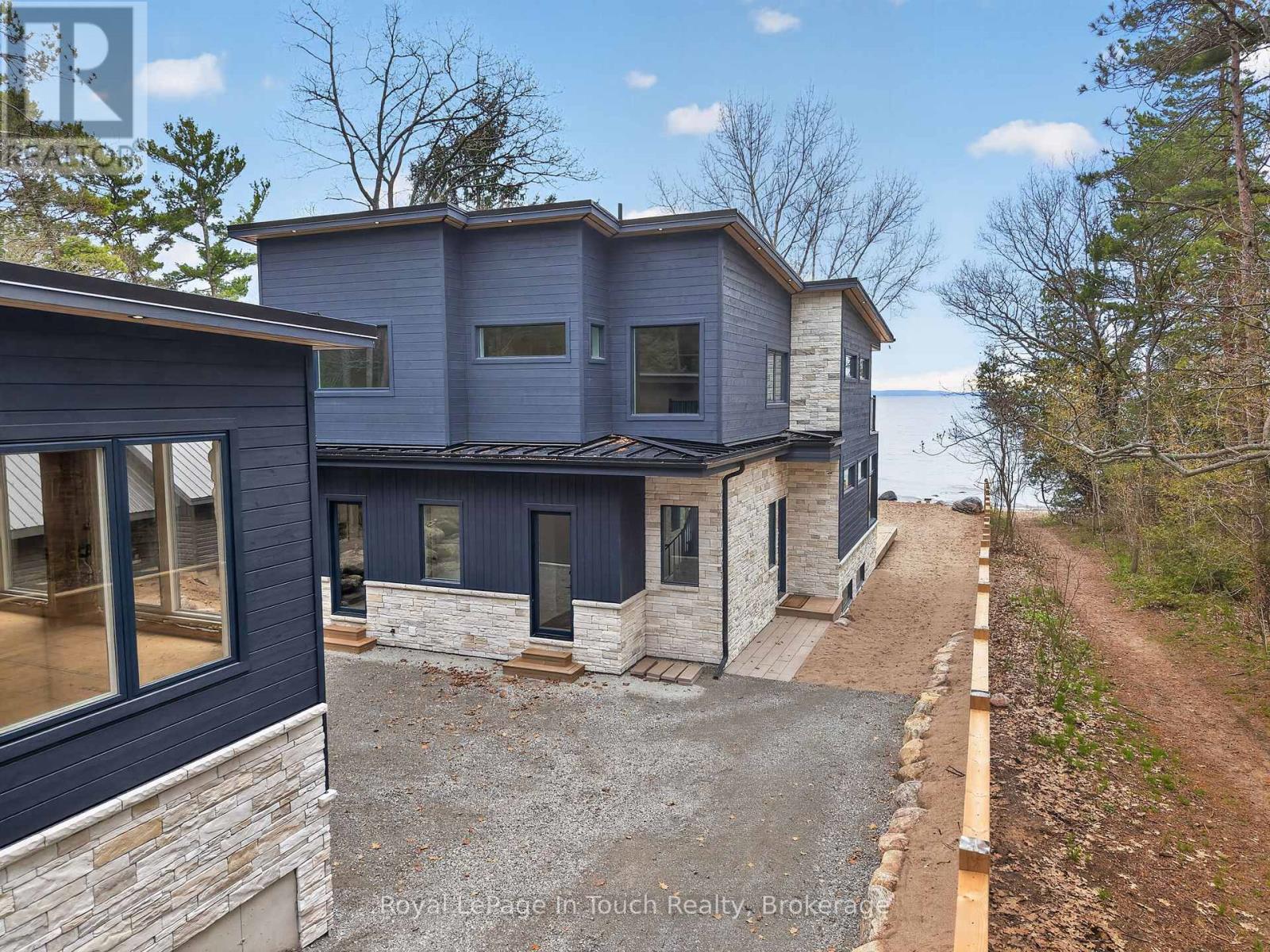 160 Tiny Beaches Road N, Tiny, Ontario  L0L 2J0 - Photo 4 - S13138142