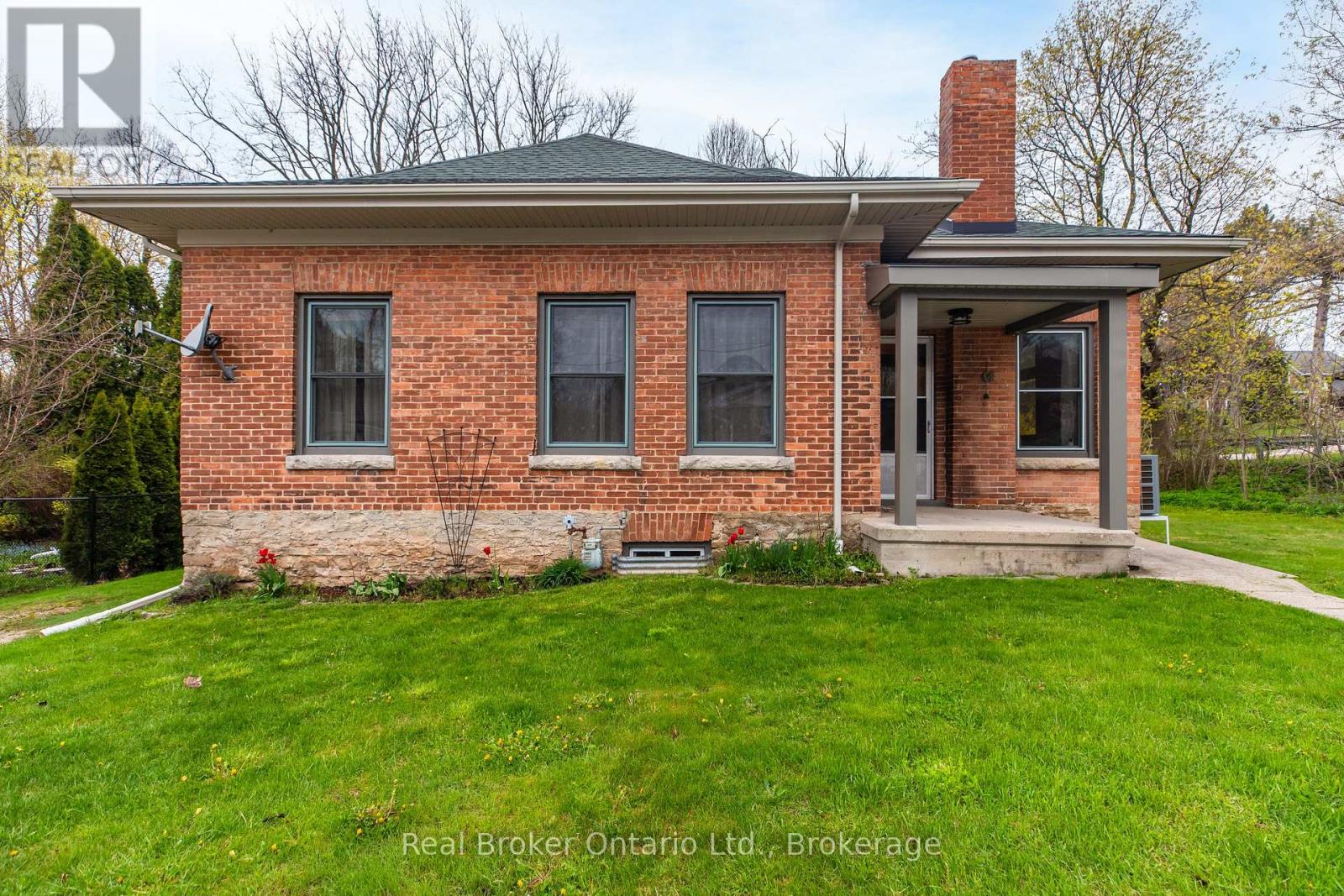 846 7th Avenue E, Owen Sound, Ontario  N4K 2Y6 - Photo 2 - X13138134