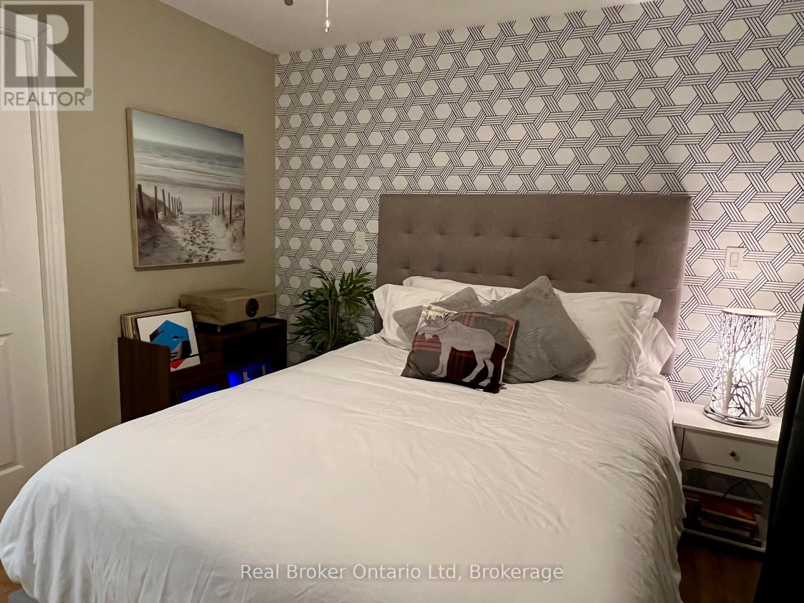 208 Second Avenue S, South Bruce Peninsula, Ontario  N0H 2G0 - Photo 17 - X13138440