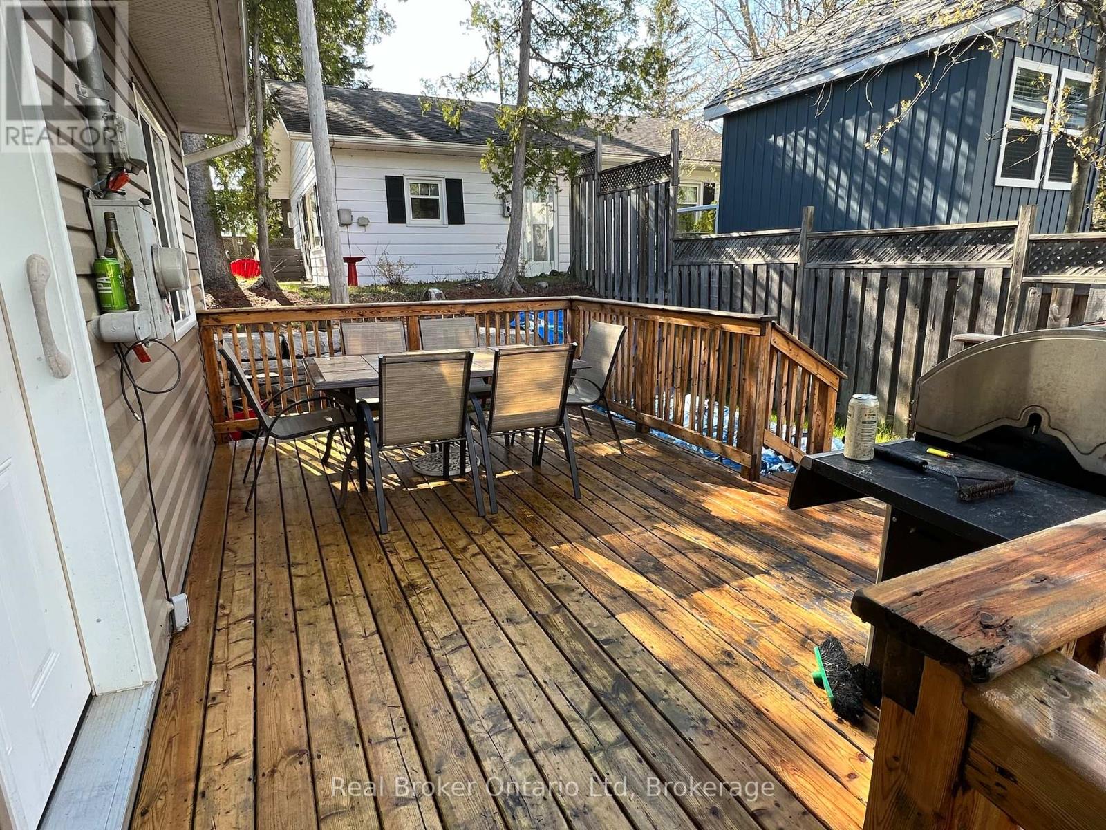 208 Second Avenue S, South Bruce Peninsula, Ontario  N0H 2G0 - Photo 25 - X13138440