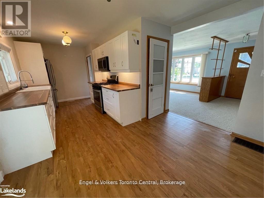 27 Herbert Avenue, Grey Highlands, Ontario  N0C 1H0 - Photo 2 - X13138632