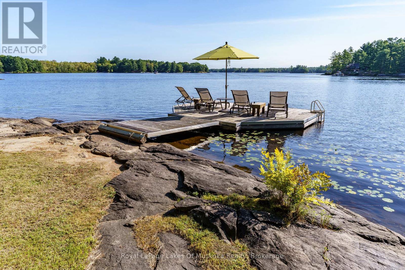27 Island 2ml, Gravenhurst, Ontario  P0E 1G0 - Photo 2 - X13138748