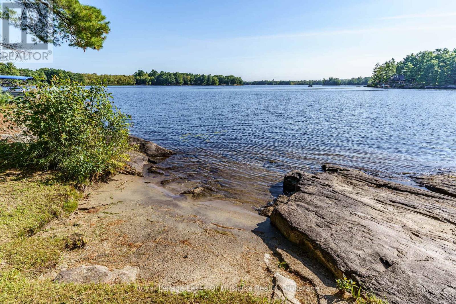 27 Island 2ml, Gravenhurst, Ontario  P0E 1G0 - Photo 41 - X13138748