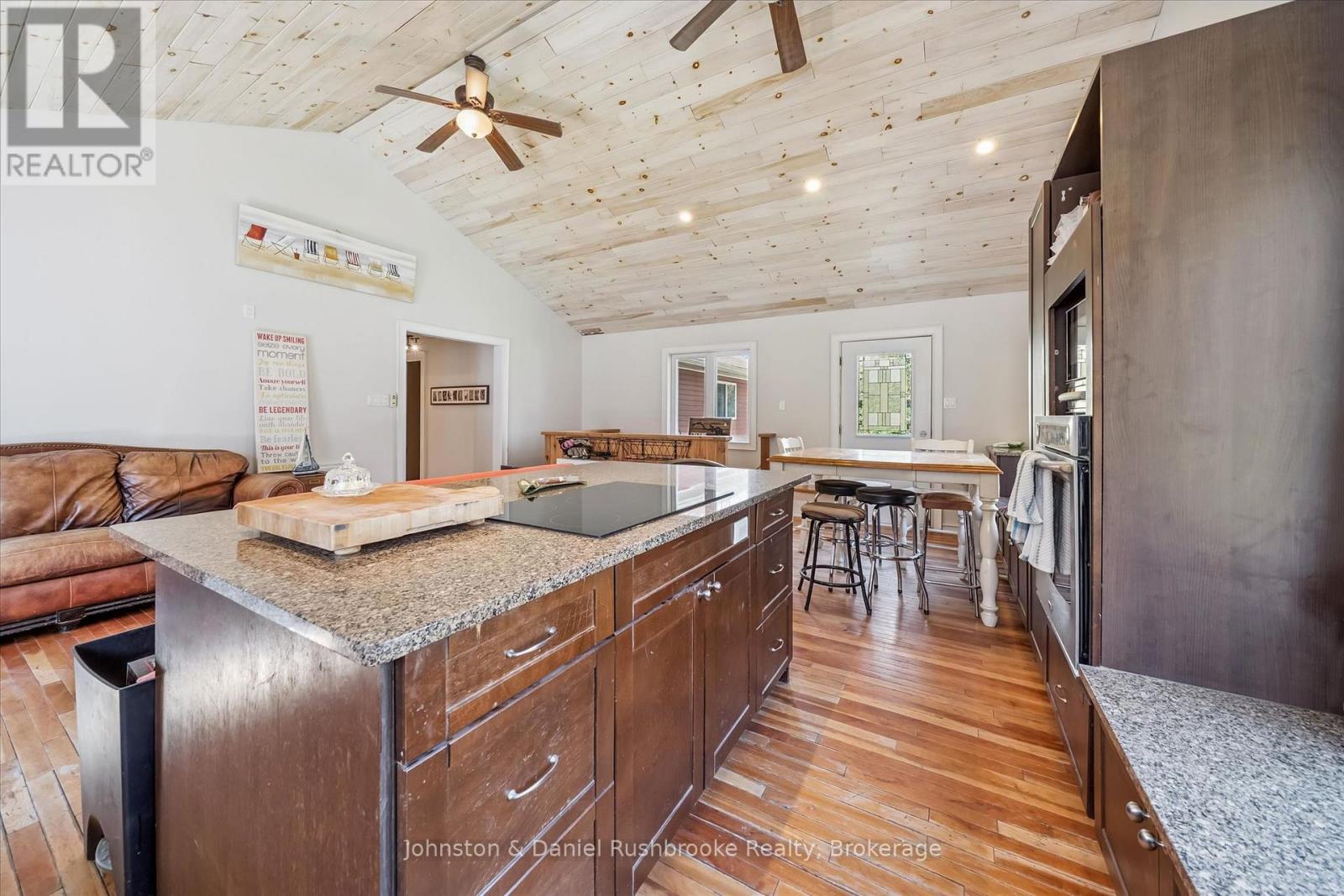 2519 South Horn Lake Rd R.r.#3 Road, Magnetawan, Ontario  P0A 1C0 - Photo 13 - X13138908