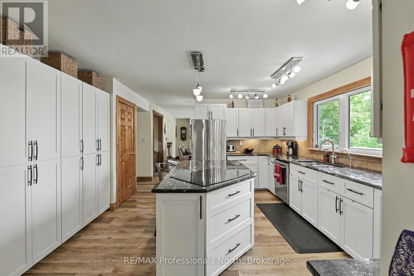 1392 Tennyson Road, Minden Hills, Ontario  K0M 2K0 - Photo 25 - X13138944