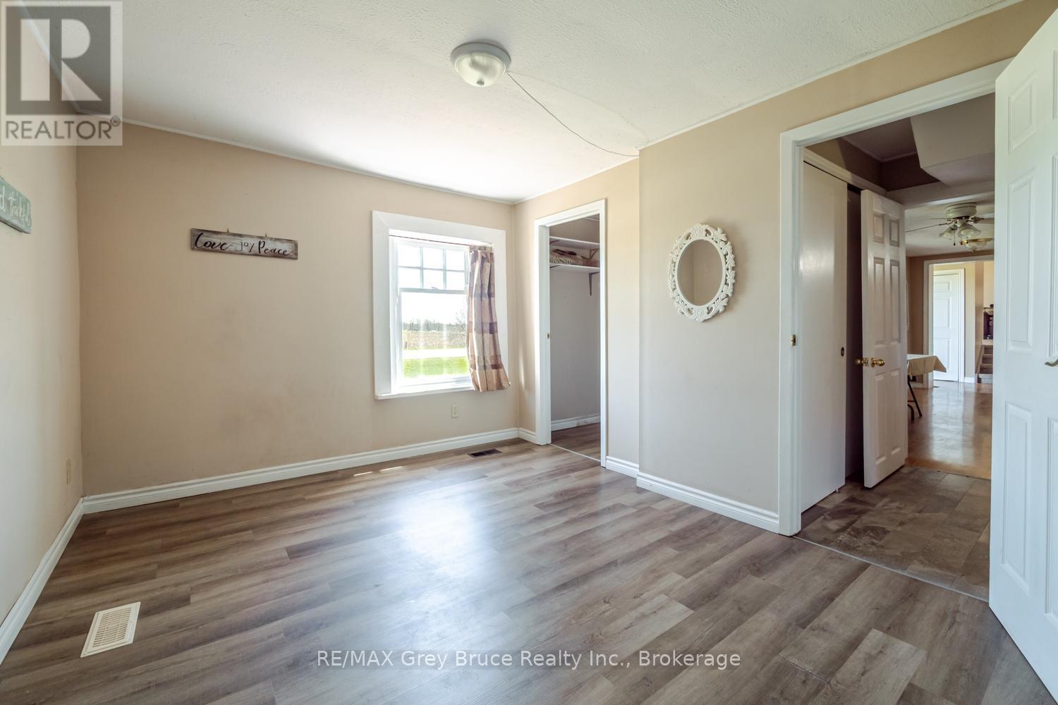 206 Lindsay Road 30, Northern Bruce Peninsula, Ontario  N0H 1Z0 - Photo 14 - X13139386