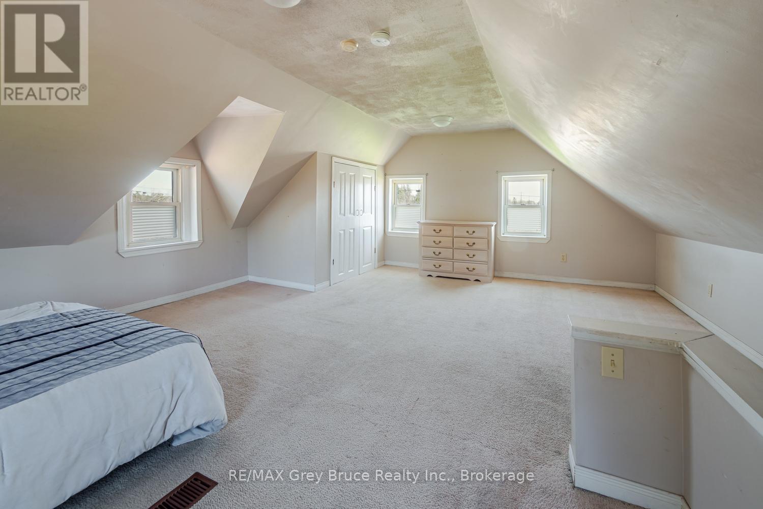 206 Lindsay Road 30, Northern Bruce Peninsula, Ontario  N0H 1Z0 - Photo 22 - X13139386