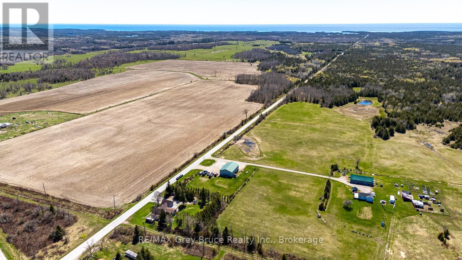 206 Lindsay Road 30, Northern Bruce Peninsula, Ontario  N0H 1Z0 - Photo 40 - X13139386