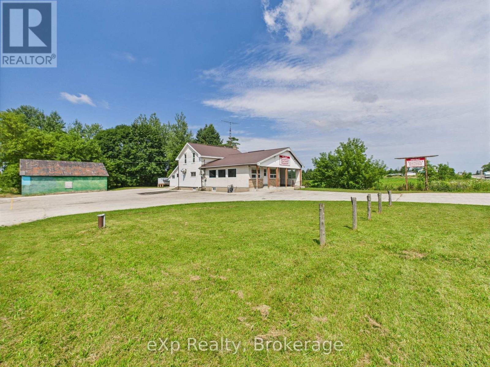 315194 Highway 6, Chatsworth, Ontario  N0H 2V0 - Photo 3 - X13139436