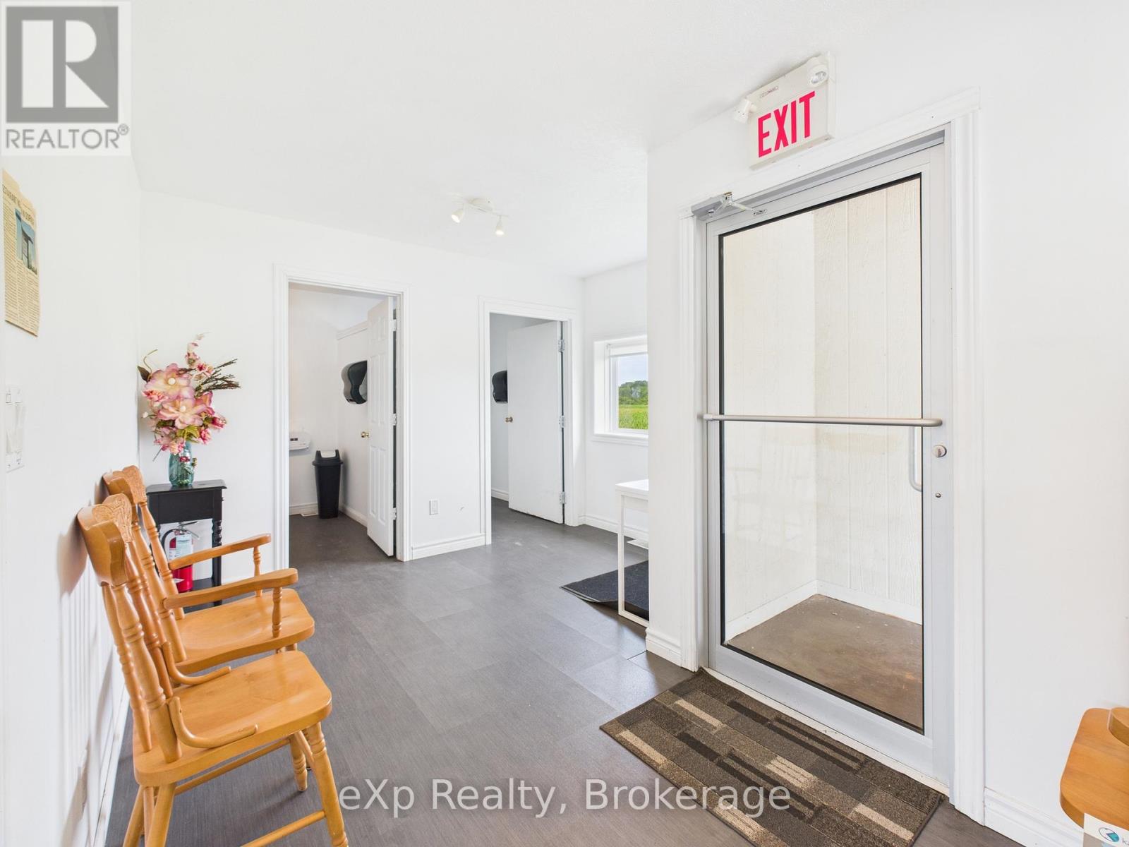 315194 Highway 6, Chatsworth, Ontario  N0H 2V0 - Photo 5 - X13139436