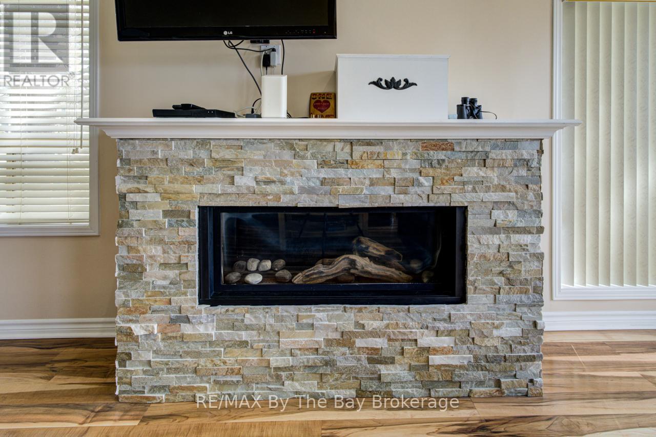 1 - 216 River Road E, Wasaga Beach, Ontario  L9Z 2L6 - Photo 20 - S13139598