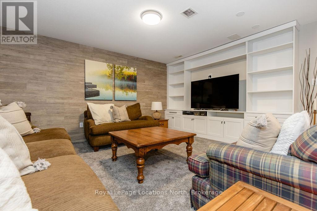 1094 River Road W, Wasaga Beach, Ontario  L9Z 2W7 - Photo 28 - S13139736