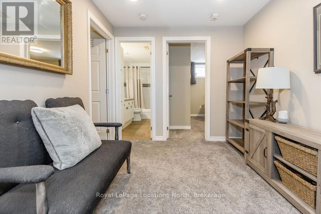 1094 River Road W, Wasaga Beach, Ontario  L9Z 2W7 - Photo 31 - S13139736
