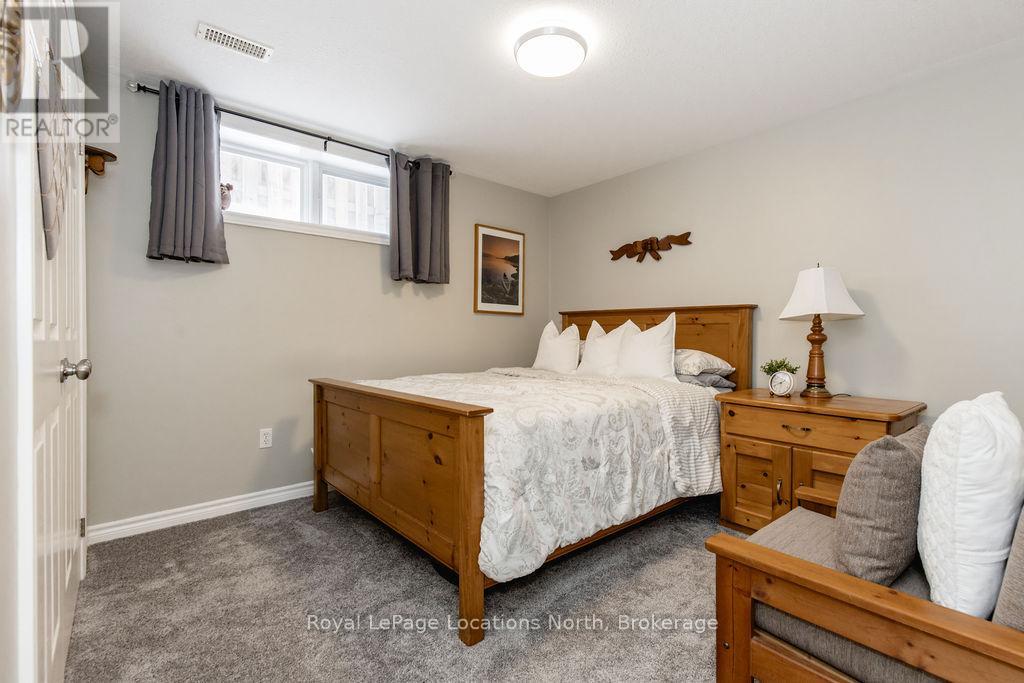 1094 River Road W, Wasaga Beach, Ontario  L9Z 2W7 - Photo 33 - S13139736