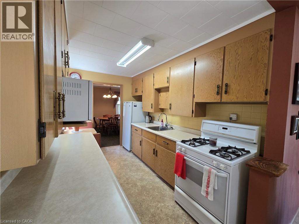 424 Highway 6, Port Dover, Ontario  N3Y 4K2 - Photo 11 - 40831025