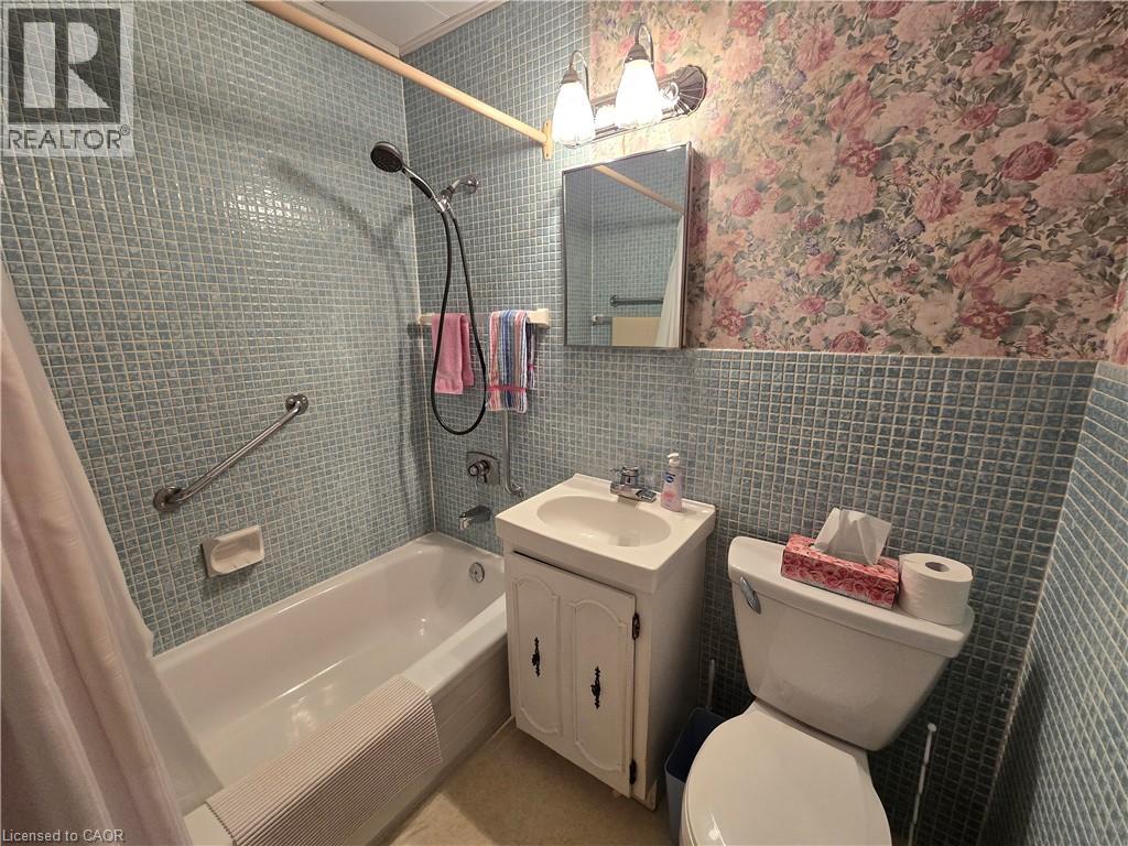 424 Highway 6, Port Dover, Ontario  N3Y 4K2 - Photo 18 - 40831025