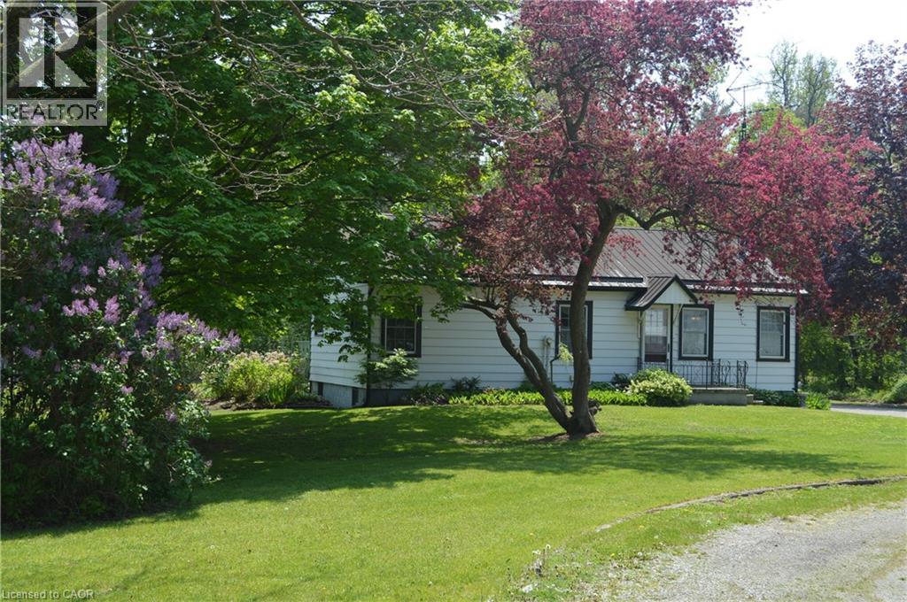 424 Highway 6, Port Dover, Ontario  N3Y 4K2 - Photo 2 - 40831025