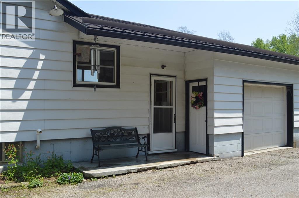424 Highway 6, Port Dover, Ontario  N3Y 4K2 - Photo 3 - 40831025