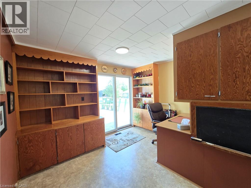 424 Highway 6, Port Dover, Ontario  N3Y 4K2 - Photo 9 - 40831025