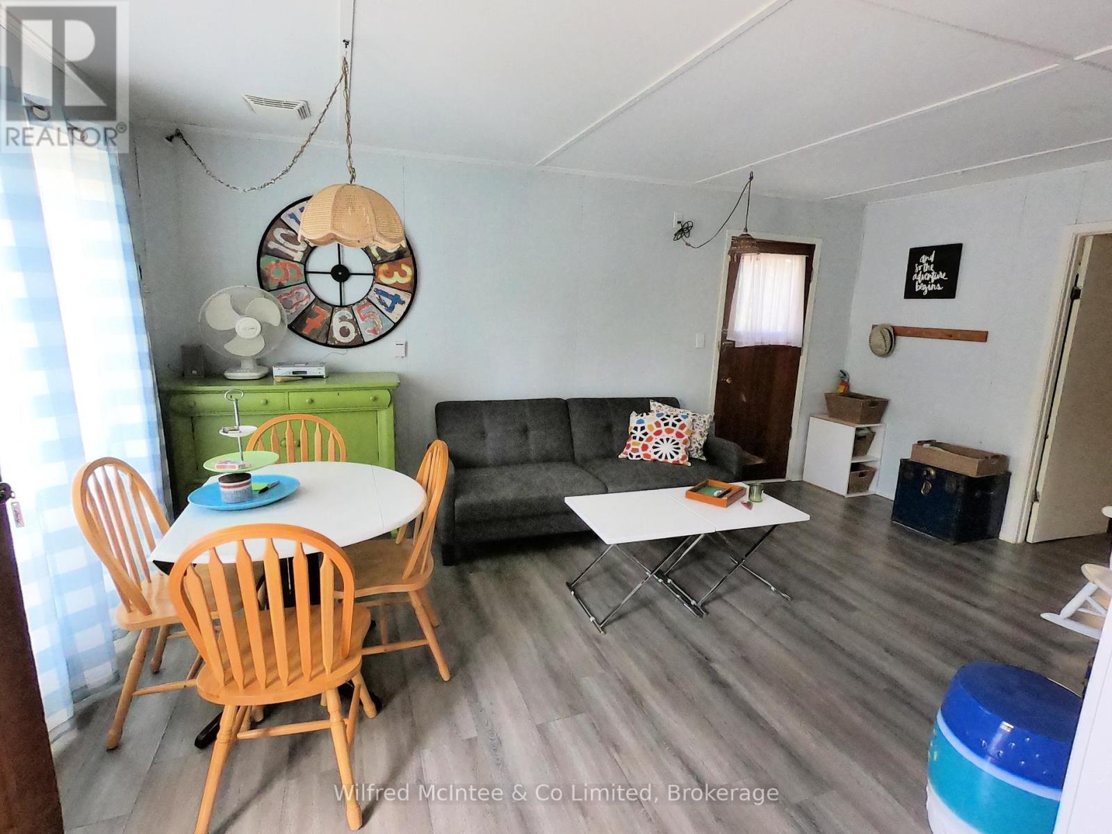 210 Thompson Avenue, Native Leased Lands, Ontario  N0H 2G0 - Photo 5 - X13140524