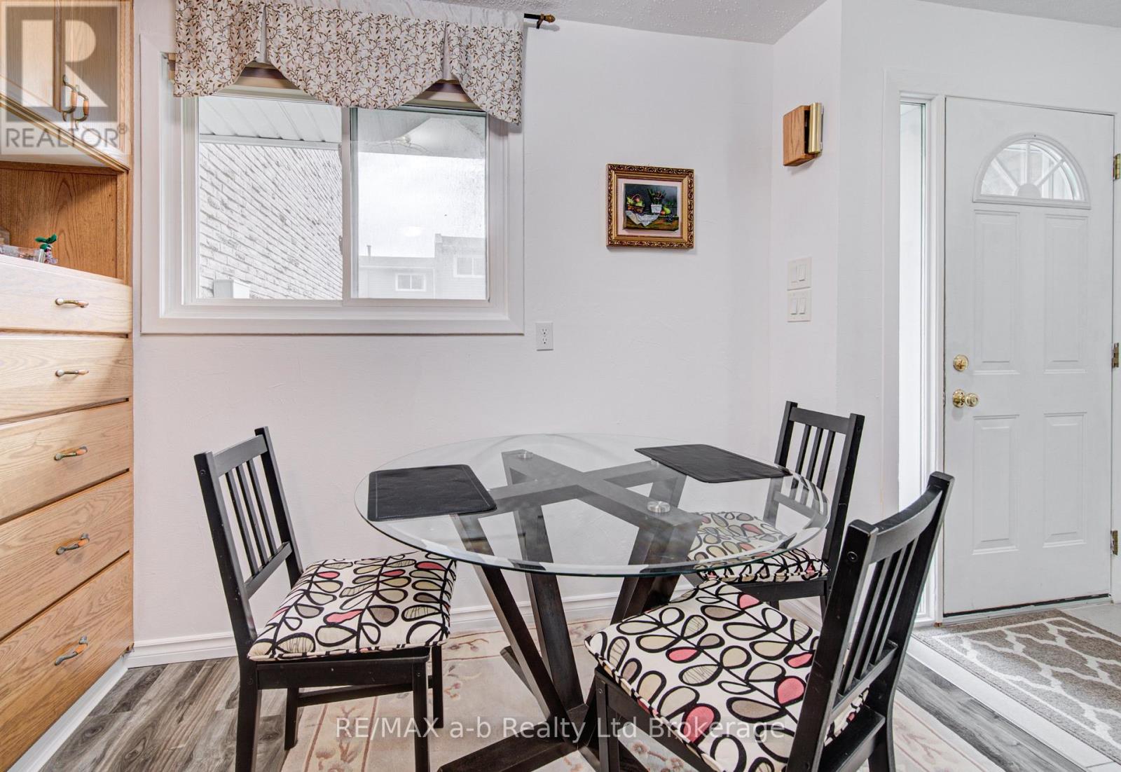 18 - 224f Harvard Place, Waterloo, Ontario  N2J 4G2 - Photo 5 - X13140532