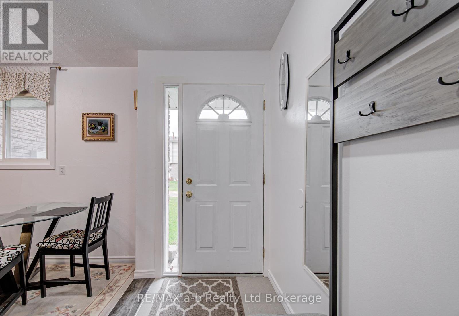 18 - 224f Harvard Place, Waterloo, Ontario  N2J 4G2 - Photo 6 - X13140532