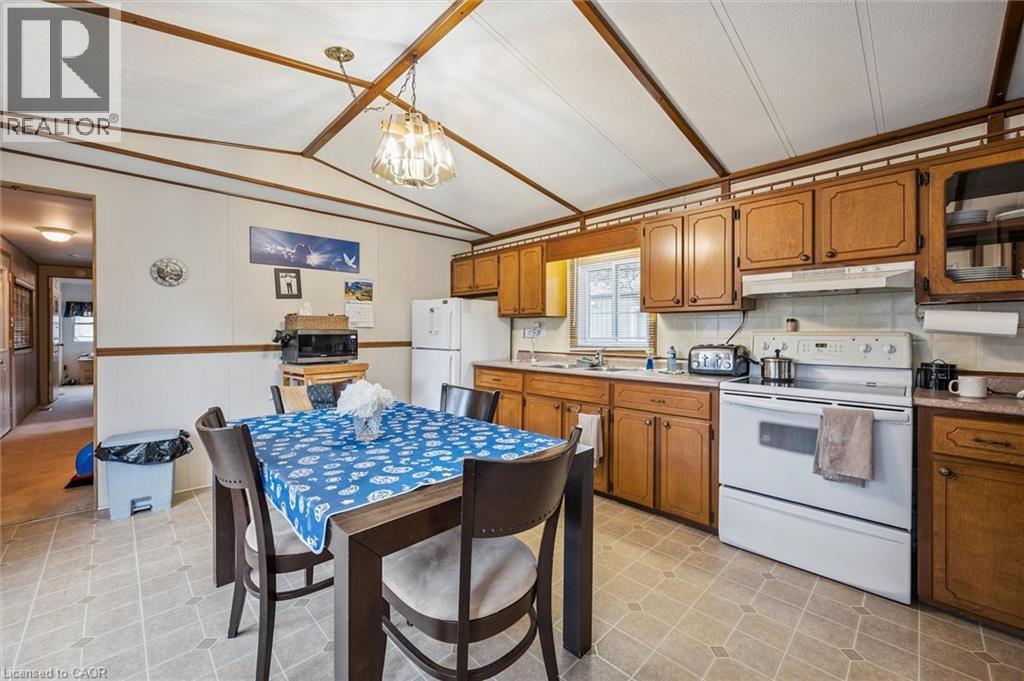 1294 Concession 8 West Unit# 90, Flamborough, Ontario  N0B 2J0 - Photo 10 - 40830604